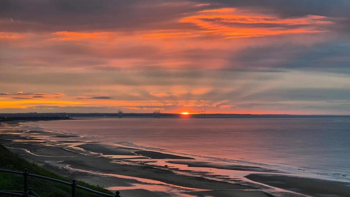 Captain'S Deck Beach Balcony Perfectlysaltburn ภายนอก รูปภาพ